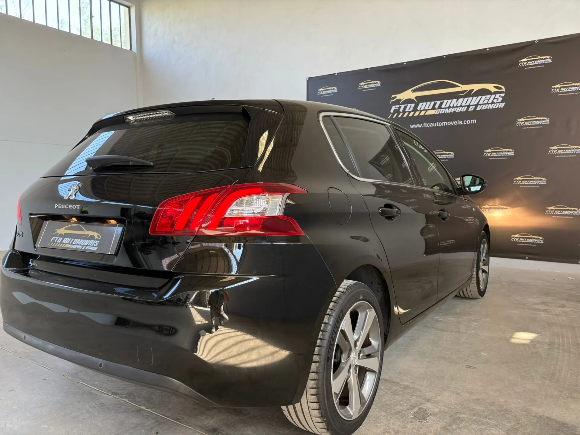 Peugeot 308 1.2 PureTech Style J17 6