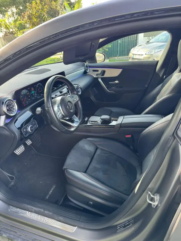 Mercedes-Benz CLA 250 e Shooting Brake AMG Line 24