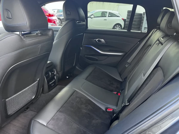 BMW 320 d Touring Pack M Auto 28