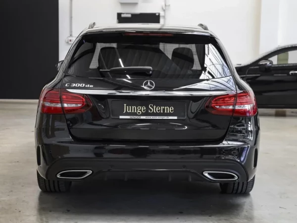 Mercedes-Benz C 300 de AMG Line 2