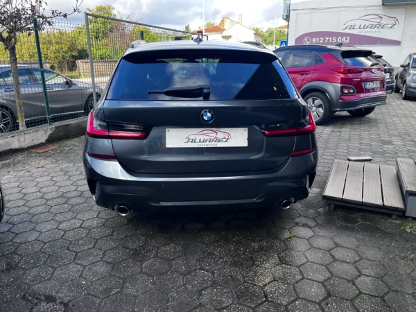 BMW 320 d Touring Pack M Auto 23