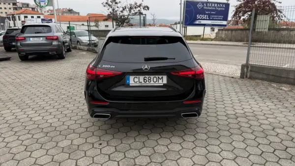 Mercedes-Benz C 300 de AMG Line 15