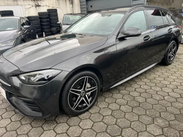 Mercedes-Benz C 300 e AMG Line 15