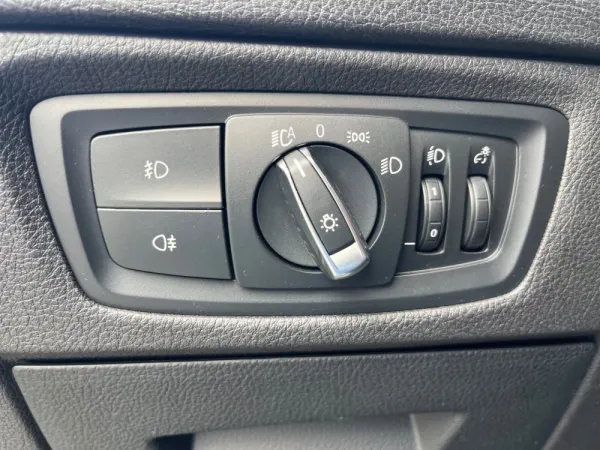 BMW 118 d Pack M Shadow 14