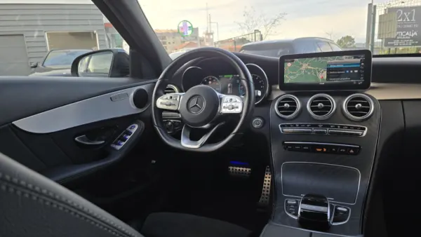 Mercedes-Benz C 300 de AMG line 6