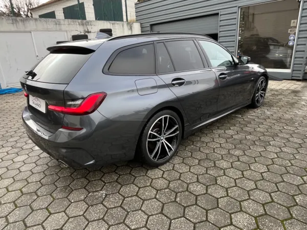 BMW 320 d Touring Pack M Auto 12