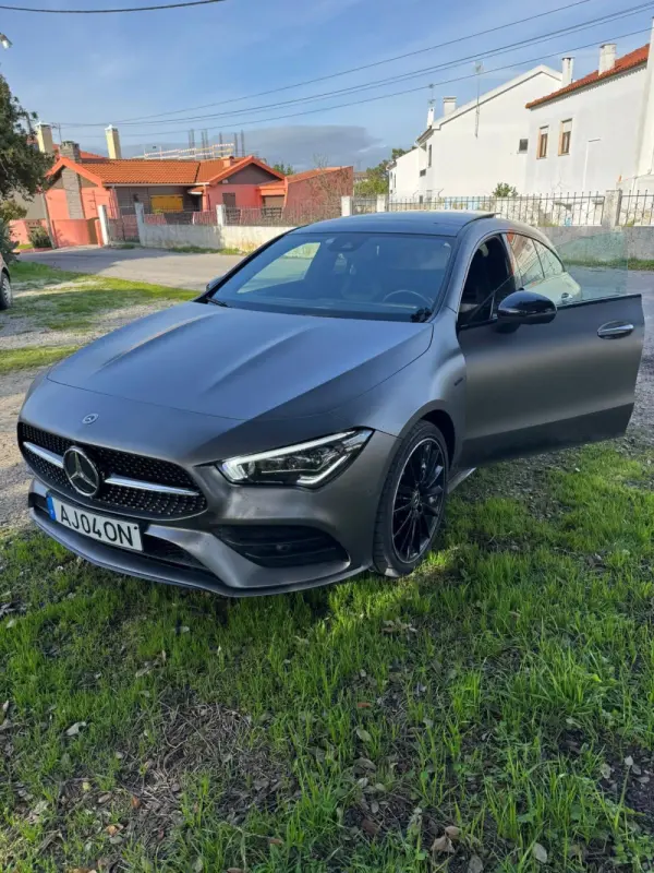 Mercedes-Benz CLA 250 e Shooting Brake AMG Line 20