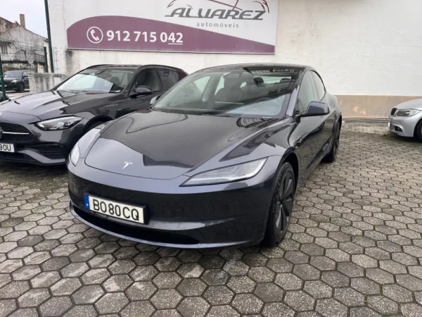 Tesla Model 3 Tração Traseira Premium 2
