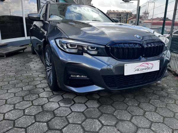 BMW 320 d Touring Pack M Auto 25