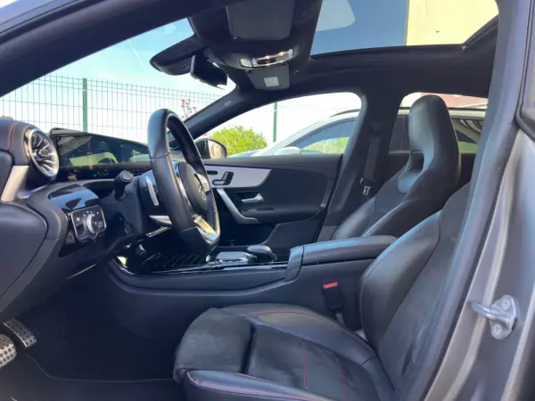 Mercedes-Benz CLA 250 e Shooting Brake AMG Line 4