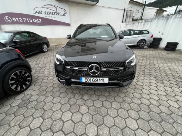 Mercedes-Benz GLC 300 Outro 28