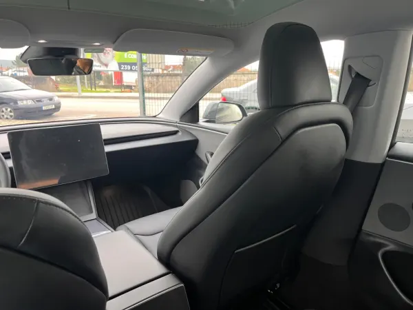 Tesla Model 3 Tração Traseira Premium 11