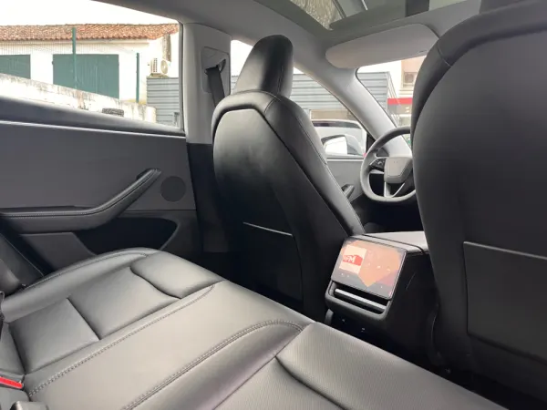 Tesla Model 3 Tração Traseira Premium 26