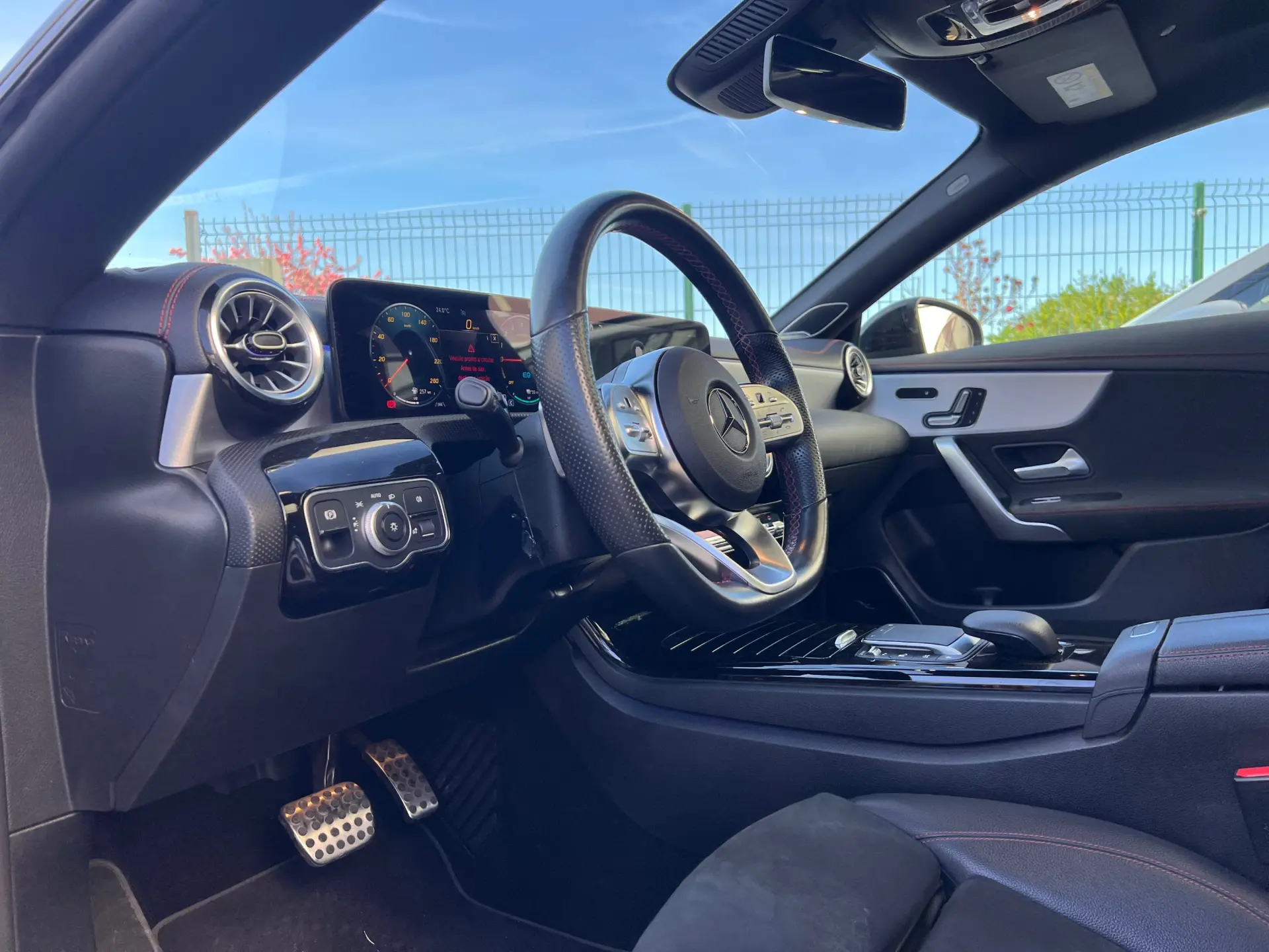 Mercedes-Benz CLA 250 e Shooting Brake AMG Line 8