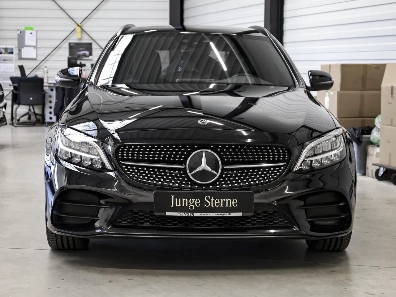 Mercedes-Benz C 300 de AMG Line 11
