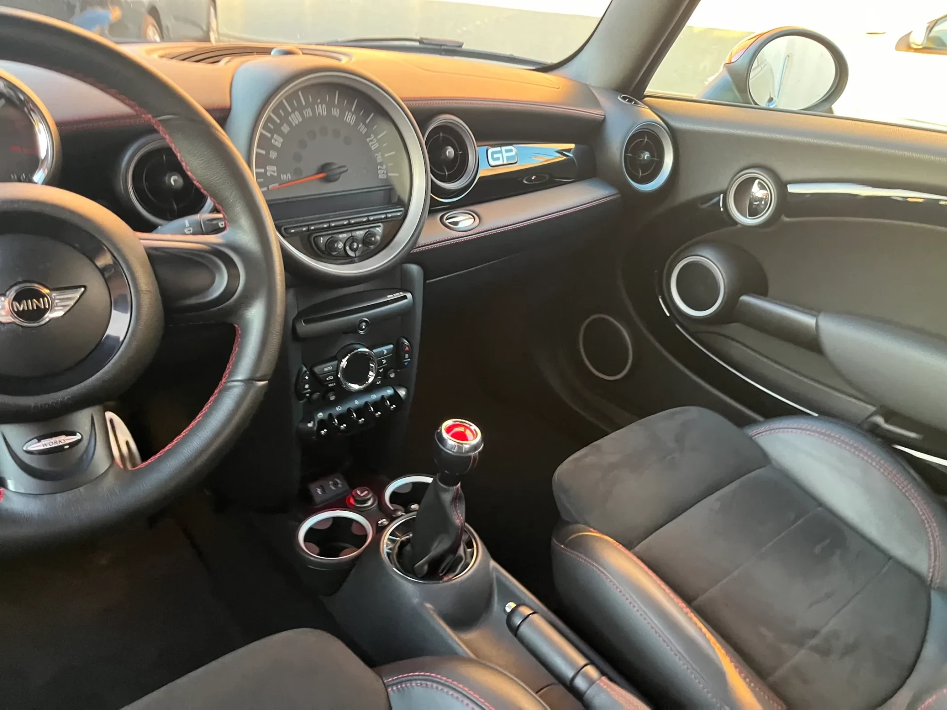MINI 3 Portas Cooper GP2 21