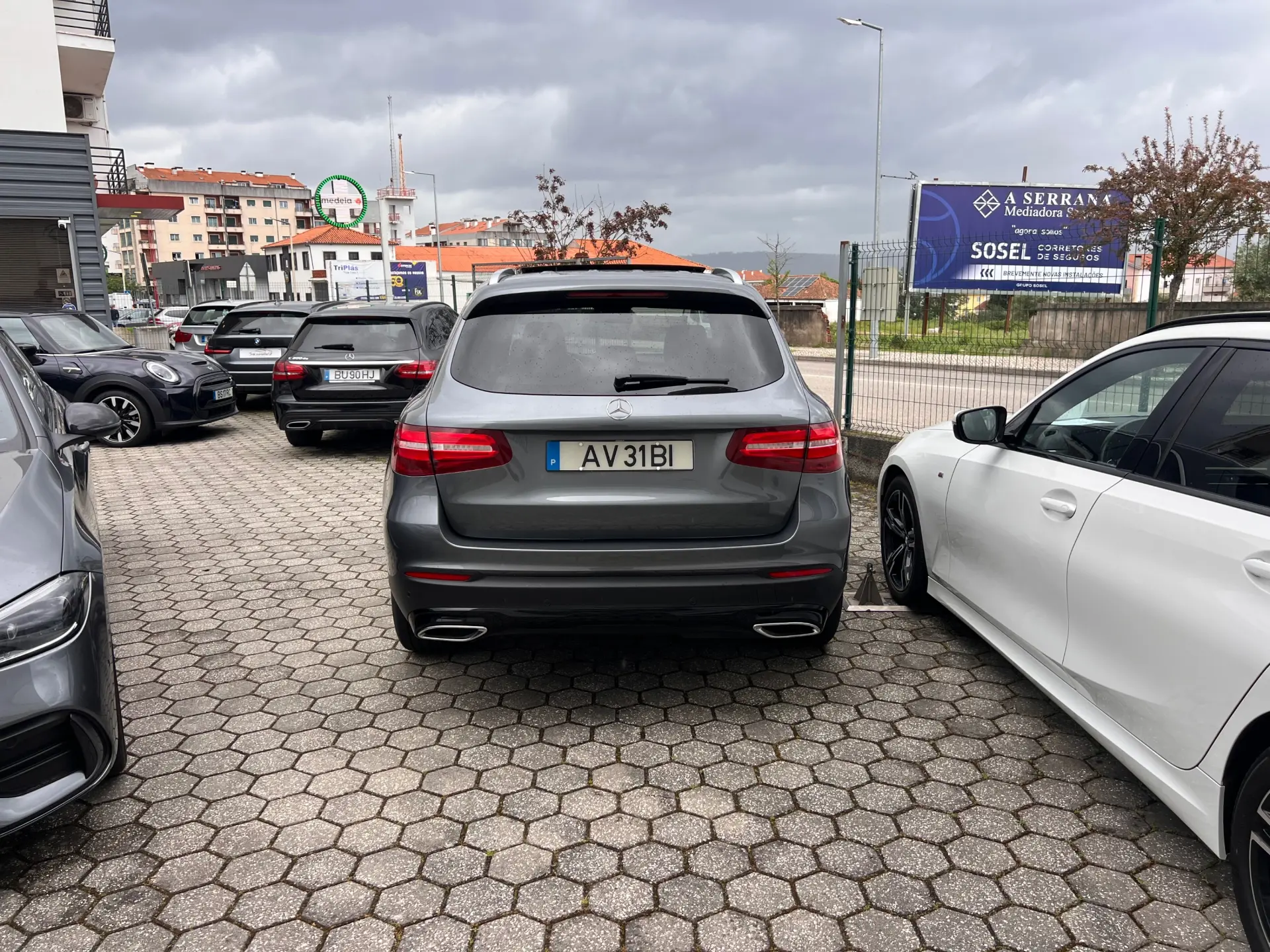 Mercedes-Benz GLC 220 d 4Matic 9G-TRONIC Exclusive 4