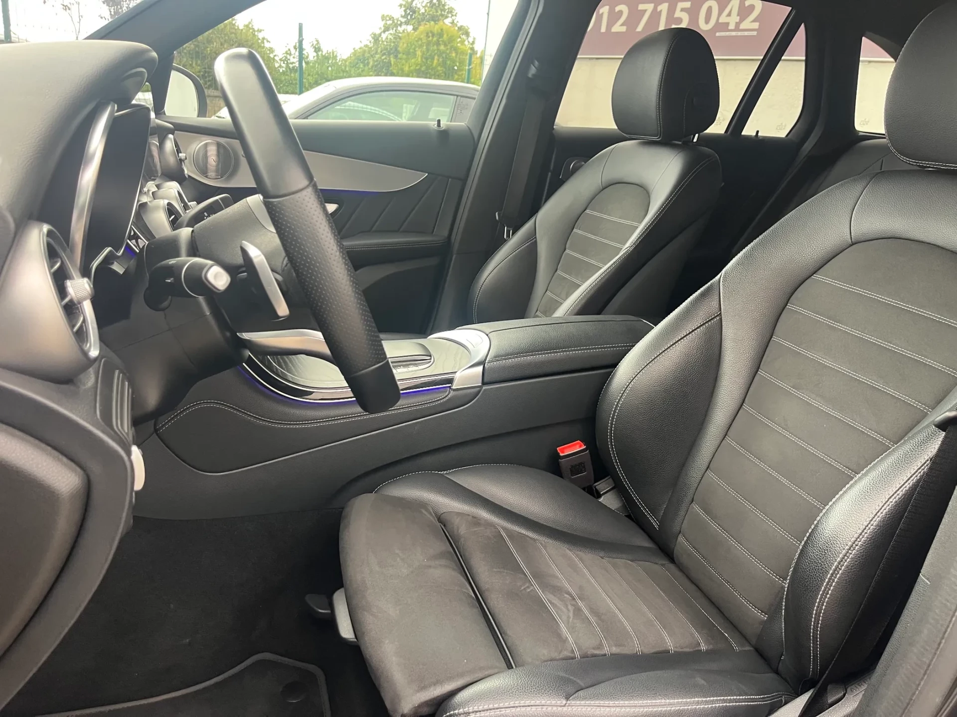 Mercedes-Benz GLC 300 Outro 14
