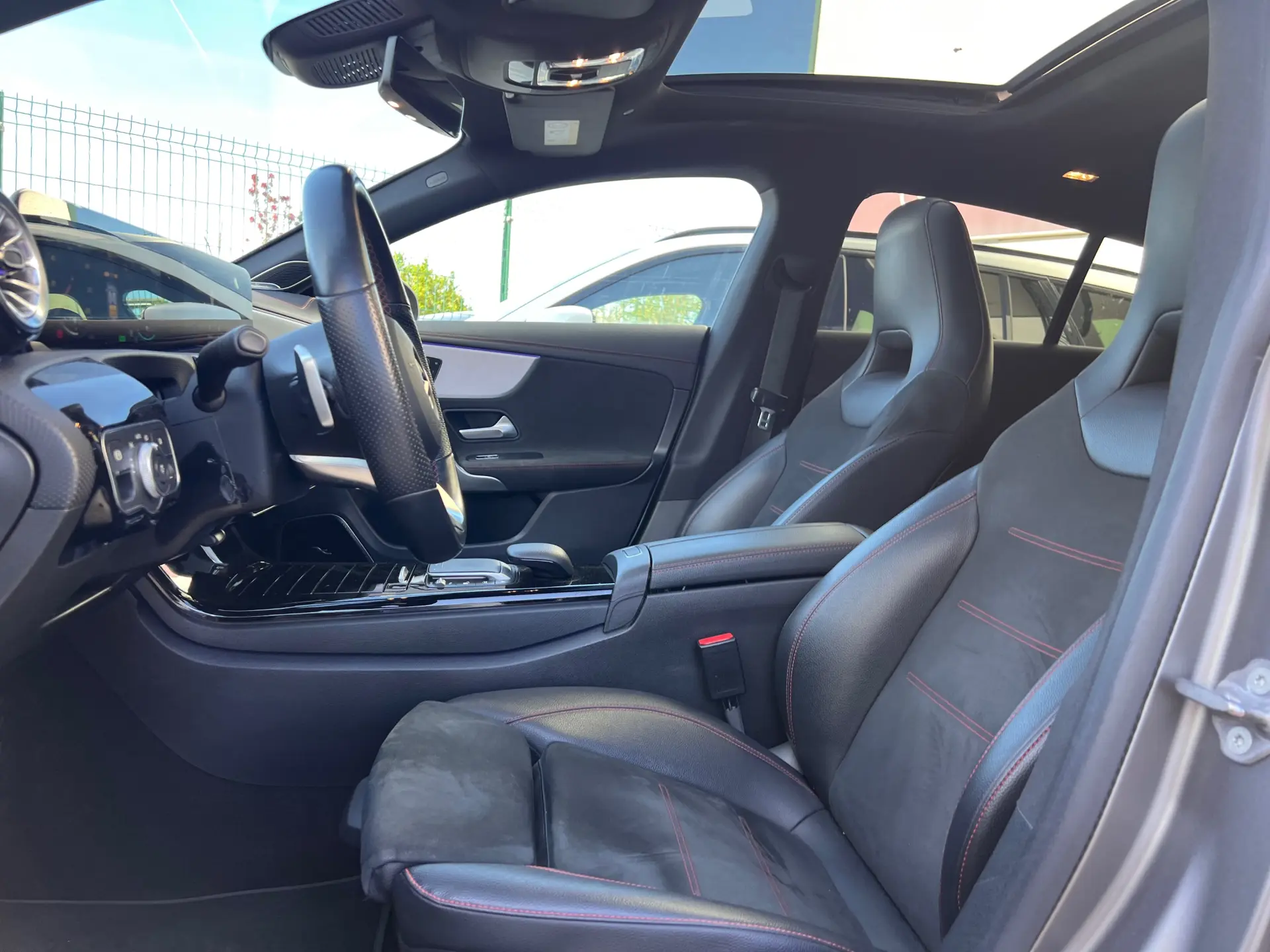 Mercedes-Benz CLA 250 e Shooting Brake AMG Line 3