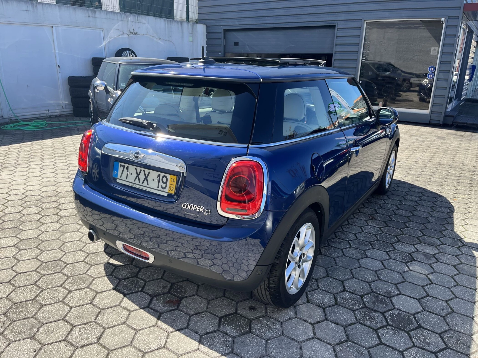 MINI 3 Portas Cooper D Seven Chili 14