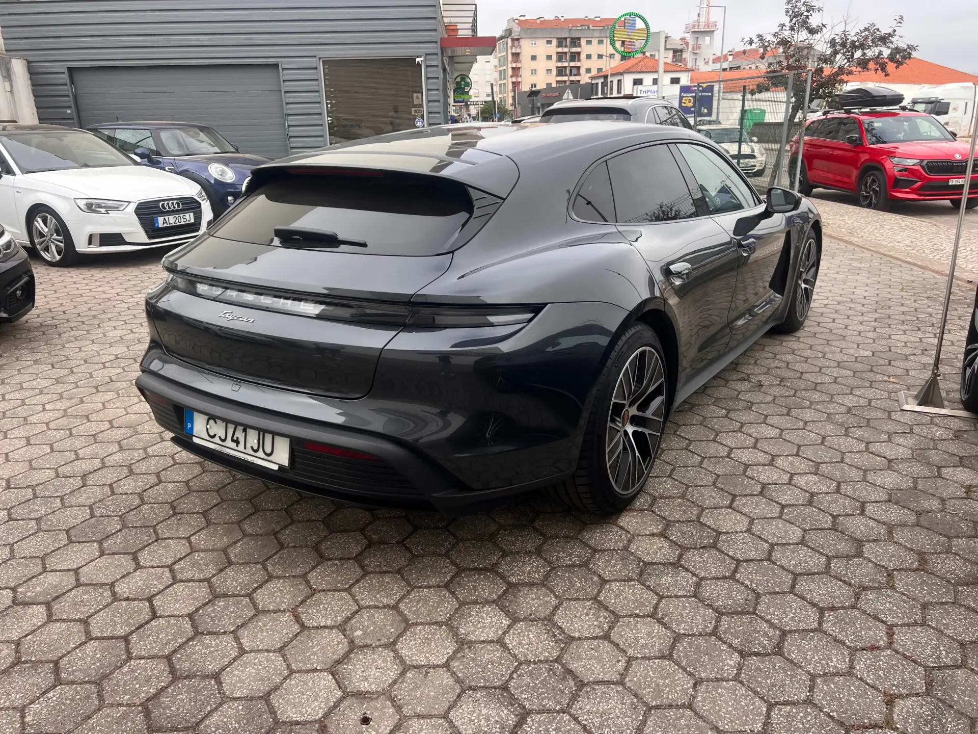 Porsche Taycan Sport Turismo Standard 7