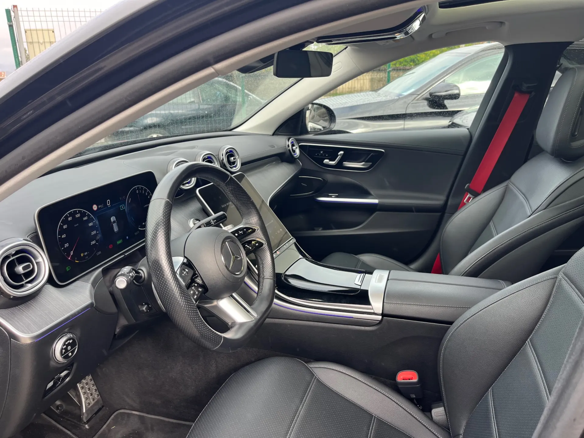 Mercedes-Benz C 300 e AMG Line 6