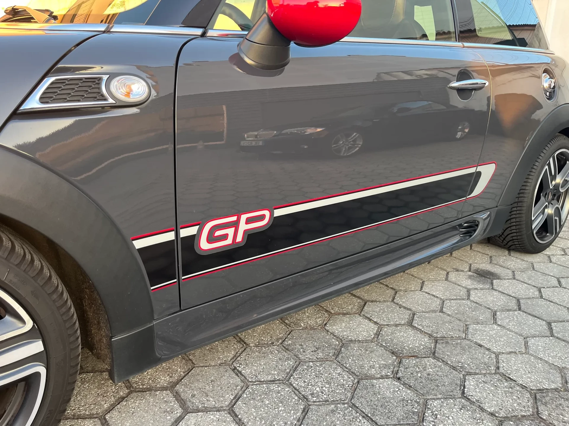 MINI 3 Portas Cooper GP2 13