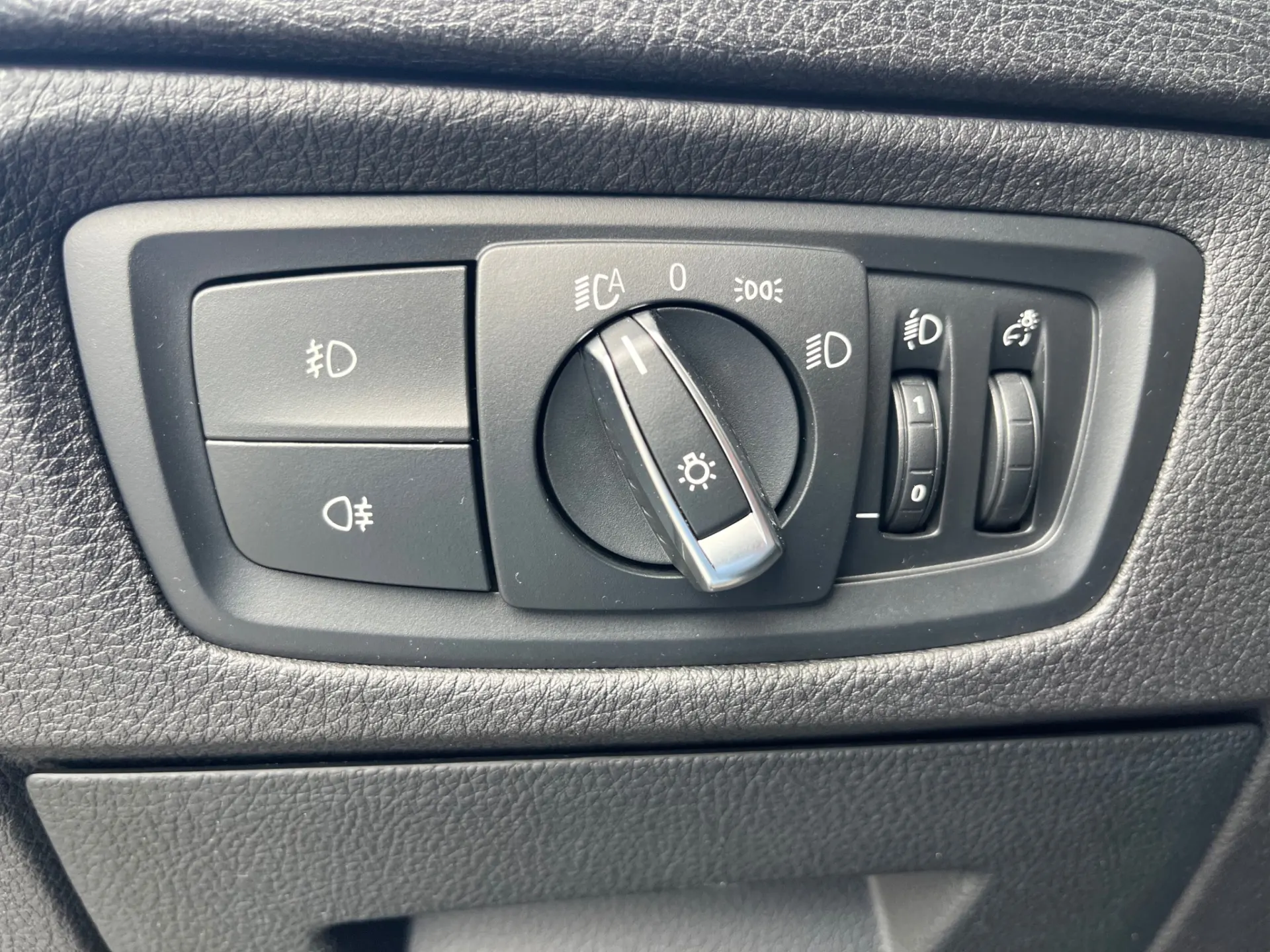 BMW 118 d Pack M Shadow 14