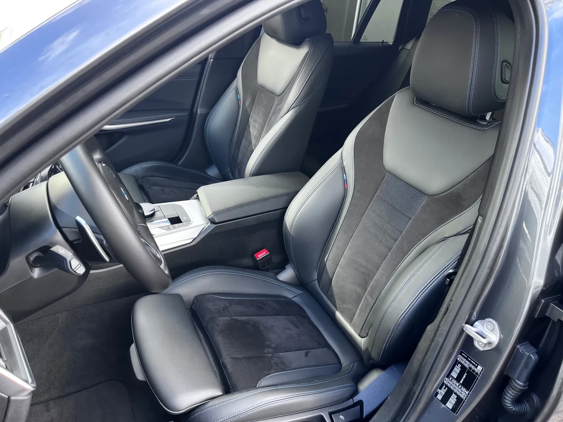 BMW 320 d Touring Pack M Auto 27
