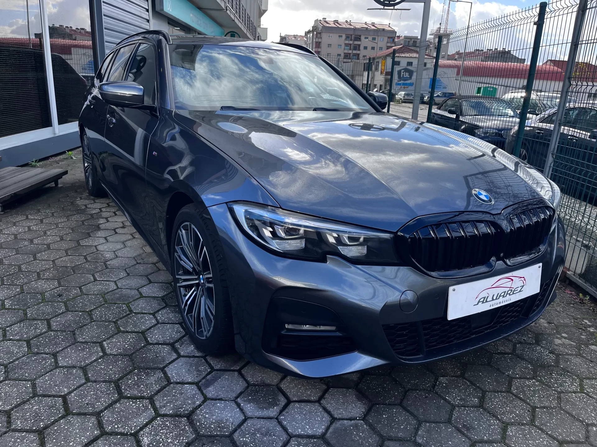 BMW 320 d Touring Pack M Auto 20