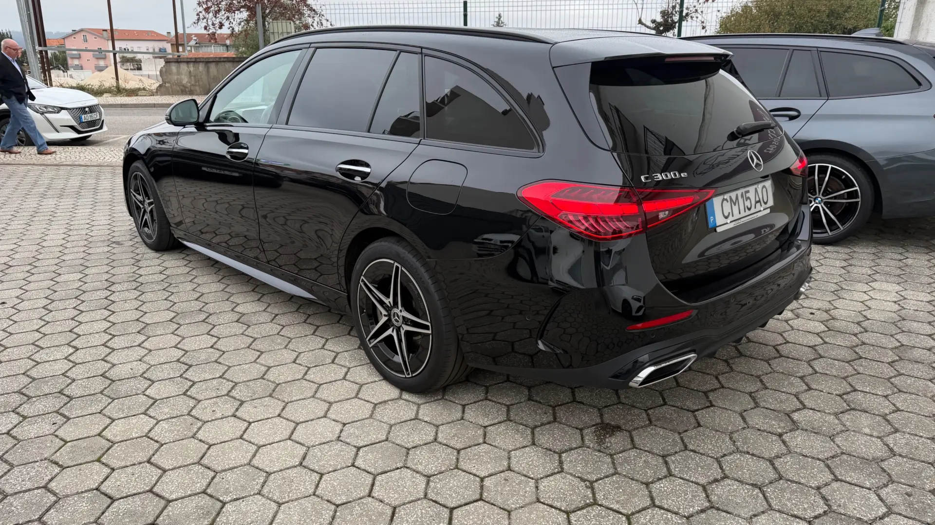 Mercedes-Benz C 300 e AMG 16
