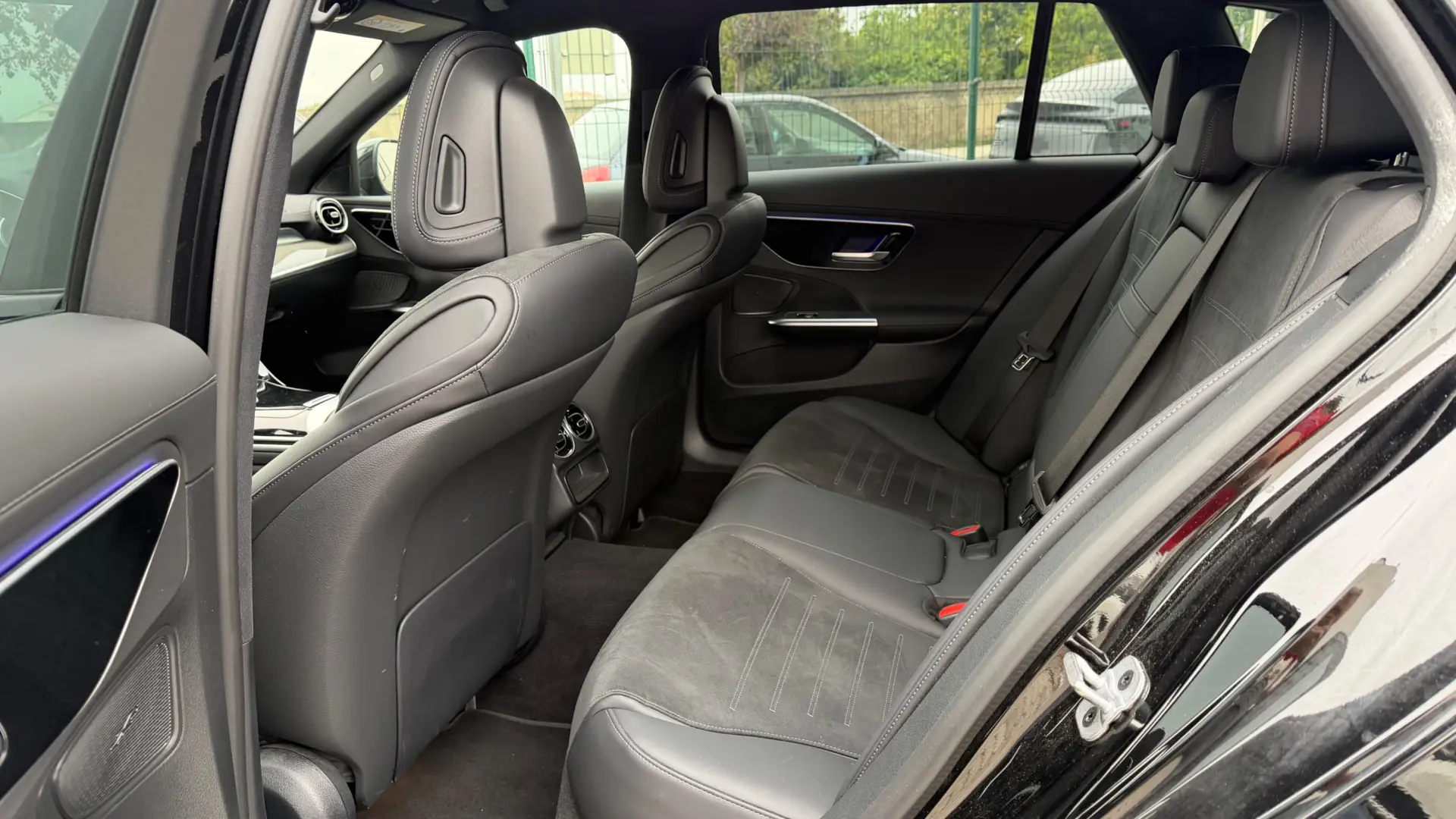 Mercedes-Benz C 300 de AMG Line 9