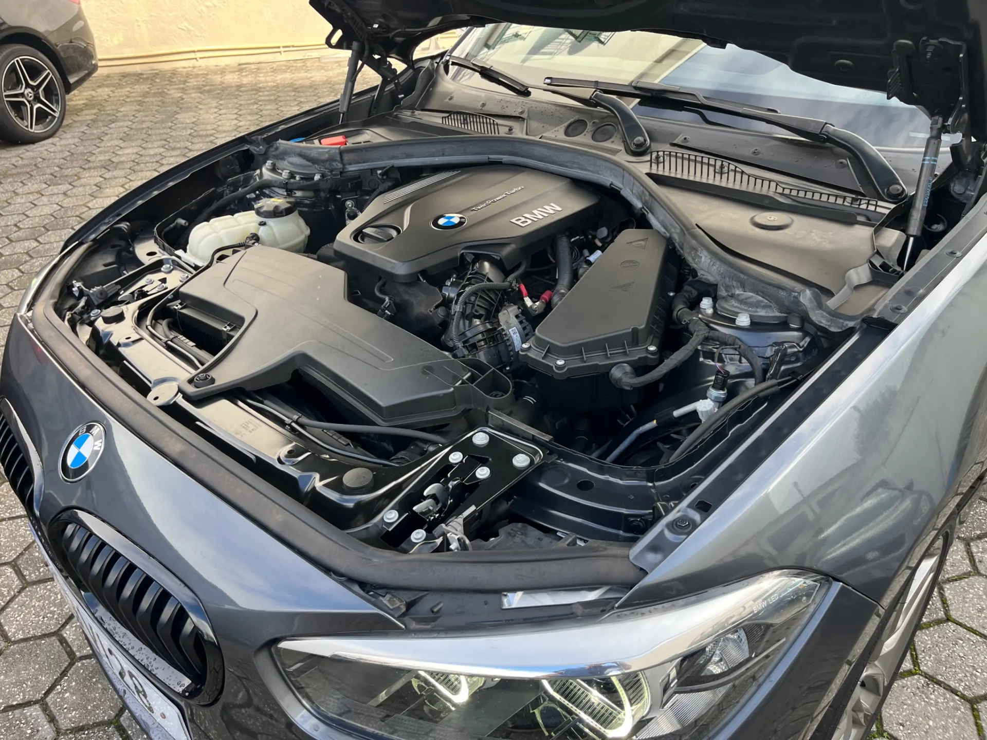 BMW 118 d Pack M Shadow 15