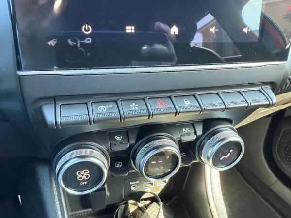 Renault Captur 1.0 TCe RS Line 24