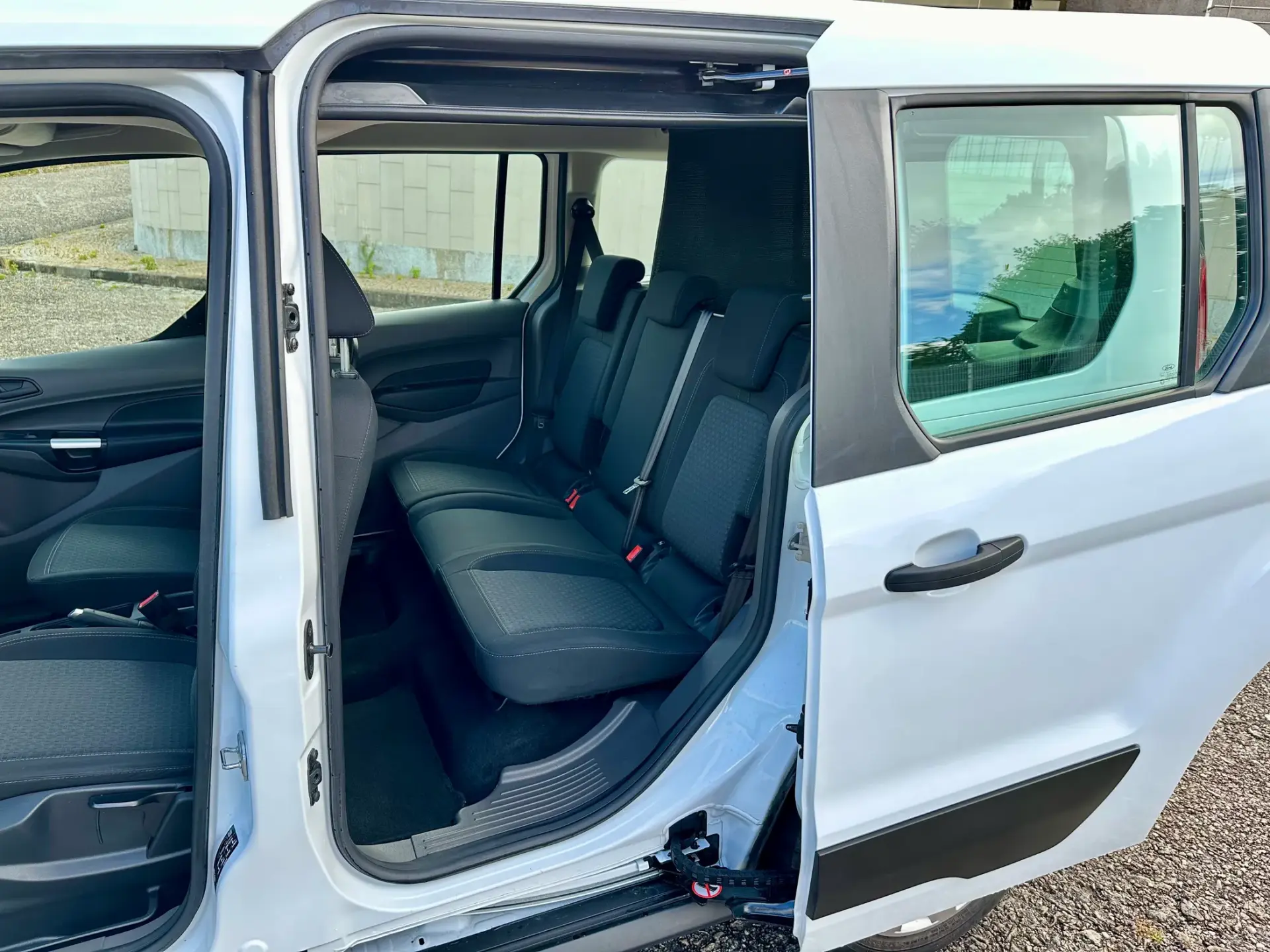 Ford Transit Connect 1.5 TDCi 220 L1 Trend 15