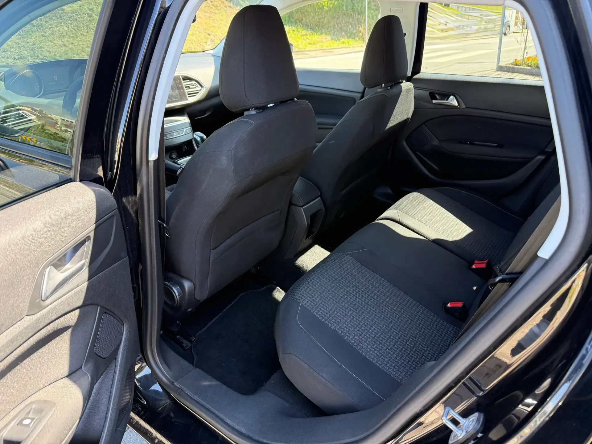 Peugeot 308 SW 1.6 BlueHDi Style 15