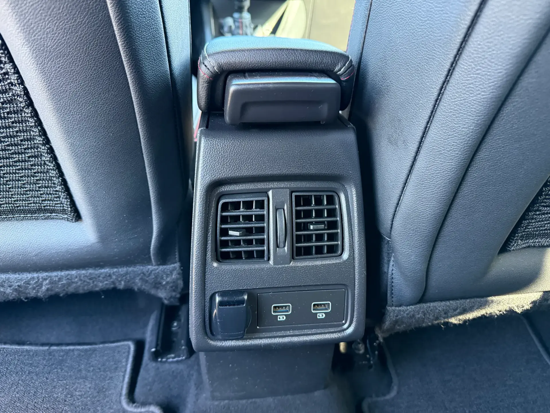 Renault Captur 1.0 TCe RS Line 34