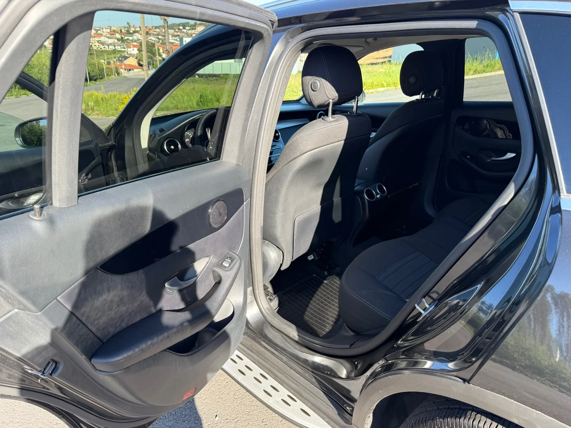 Mercedes-Benz GLC 300 e 4Matic 17