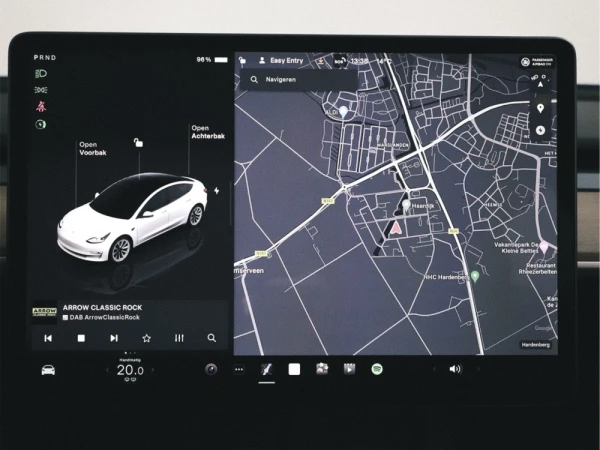 Tesla Model 3 Long-Range Dual Motor AWD 20