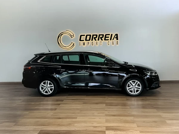 Renault Mégane 1.5 Blue dCi Intens EDC 3