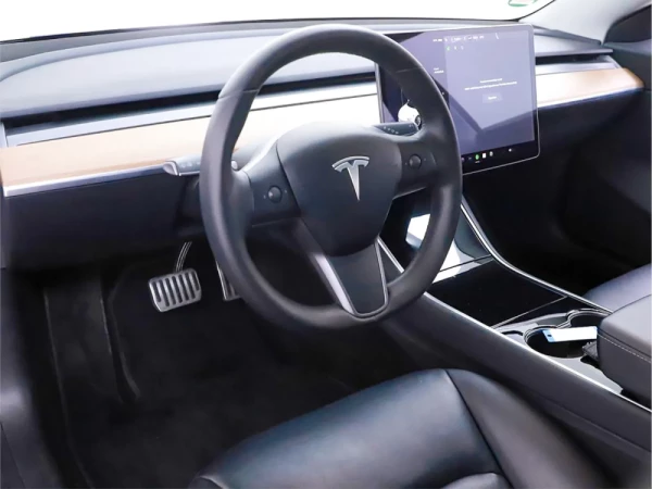Tesla Model 3 Long-Range Dual Motor AWD 7