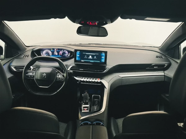 Peugeot 5008 1.5 BlueHDi Allure Pack EAT8 7