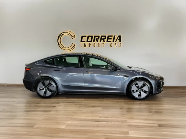 Tesla Model 3 Tração Traseira 3