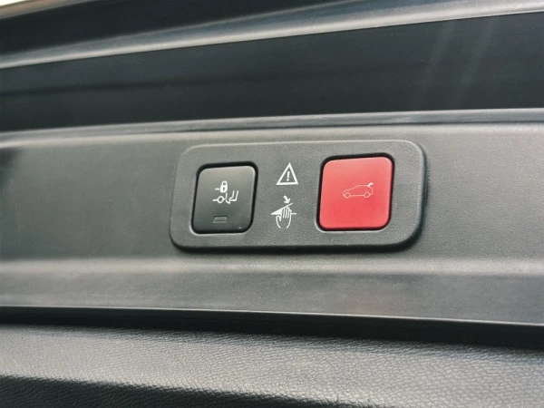 Peugeot 5008 1.5 BlueHDi Allure EAT8 11