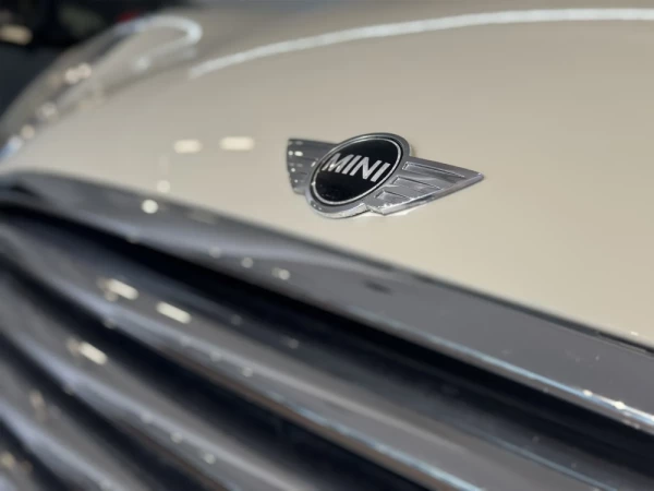 MINI Clubman Cooper D 12