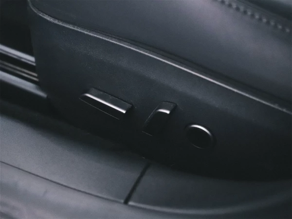 Tesla Model 3 Long-Range Dual Motor AWD 15