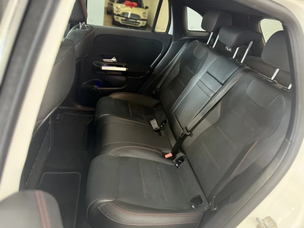 Mercedes-Benz EQA 250 AMG Line 9