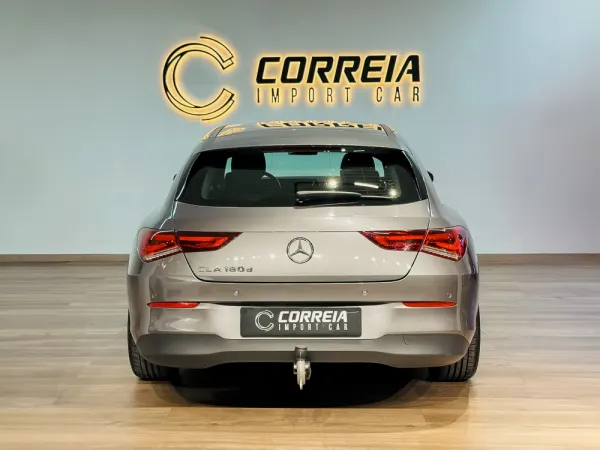 Mercedes-Benz CLA 180 4