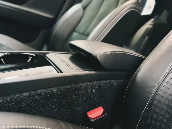 Volvo XC 40 Recharge Twin Ultimate 18