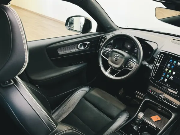 Volvo XC 40 Recharge Twin Ultimate 11